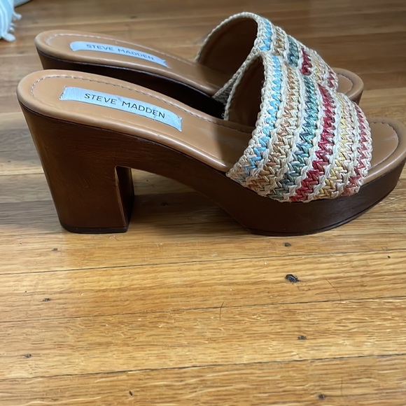 Steve Madden Slip On Platform Sandal - Picture 6 of 7